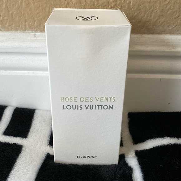 Authentic Louis Vuitton Rose Des Vents. Preowned, used once - Picture 9 of 12